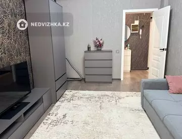 1-комнатная квартира, этаж 1 из 6, 38 м², миниатюра 12