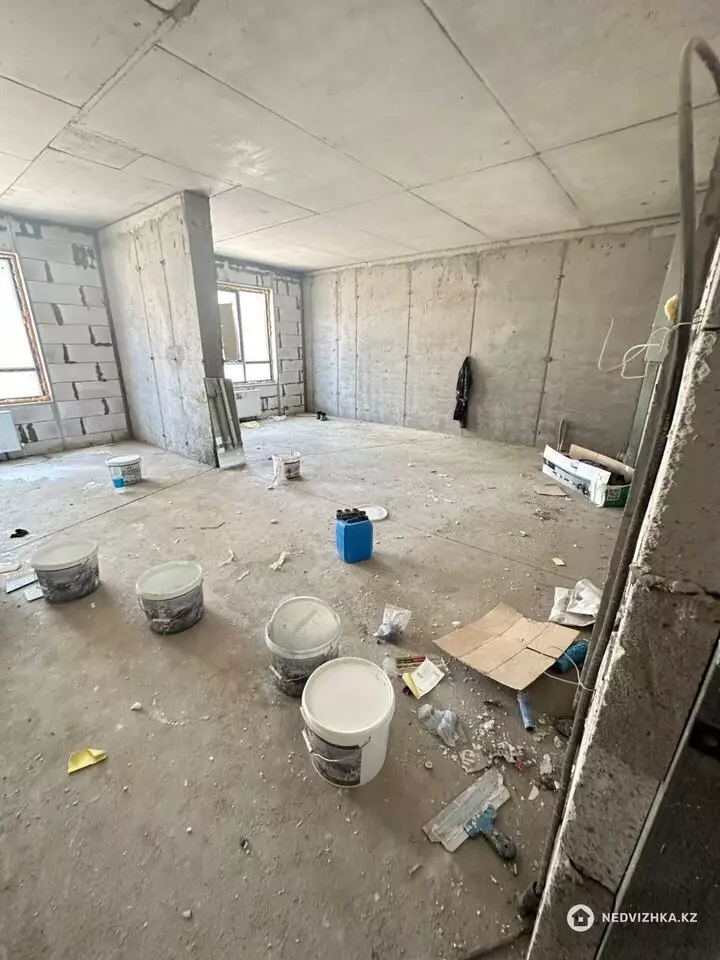 2-комнатная квартира, этаж 2 из 9, 70 м², фотография 4