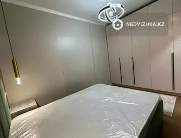 3-бөлмелі пәтер, қабат 8 барлық қабат саны 18, 52 м², 3-нобай