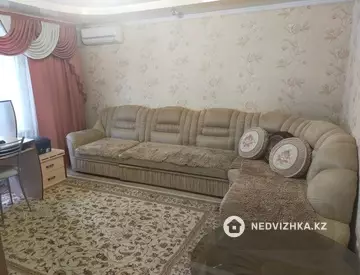 2-комнатная квартира, этаж 2 из 5, 50 м²