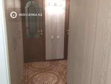 2-комнатная квартира, этаж 2 из 5, 50 м², миниатюра 10