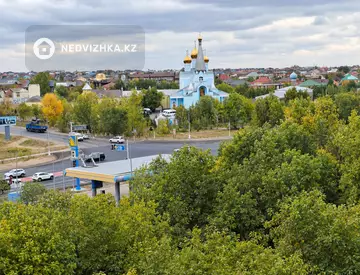 2-комнатная квартира, этаж 9 из 9, 37 м², миниатюра 6