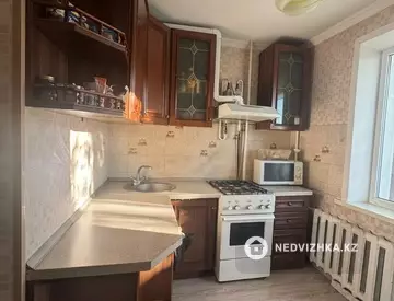1-комнатная квартира, этаж 3 из 5, 35 м², миниатюра 5