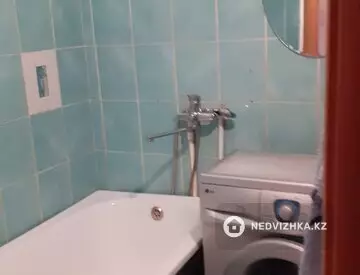 2-комнатная квартира, этаж 3 из 5, 44 м²