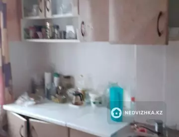 2-комнатная квартира, этаж 3 из 5, 44 м², миниатюра 7