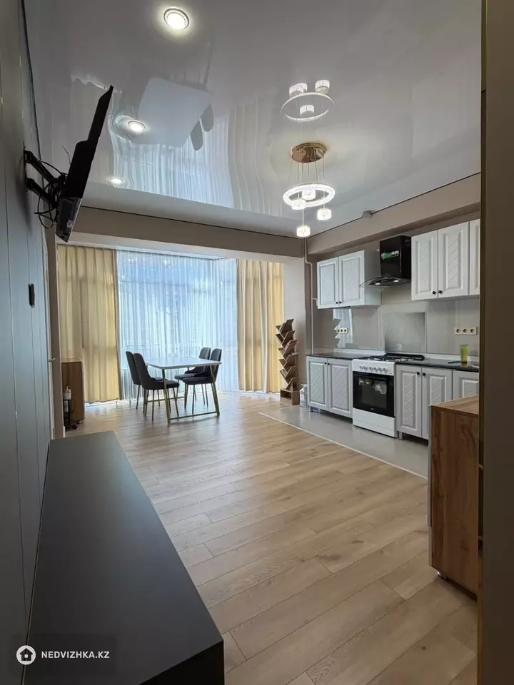 53.2 м², 2-комнатная квартира, этаж 3 из 5, 53 м², изображение - 1