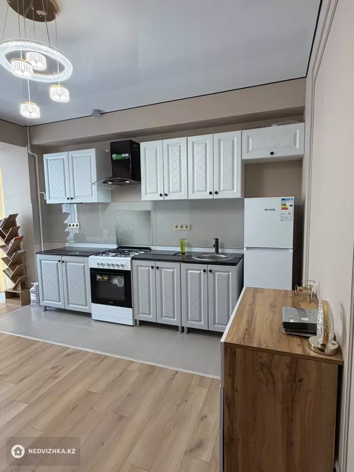 2-комнатная квартира, этаж 3 из 5, 53 м², фотография 2