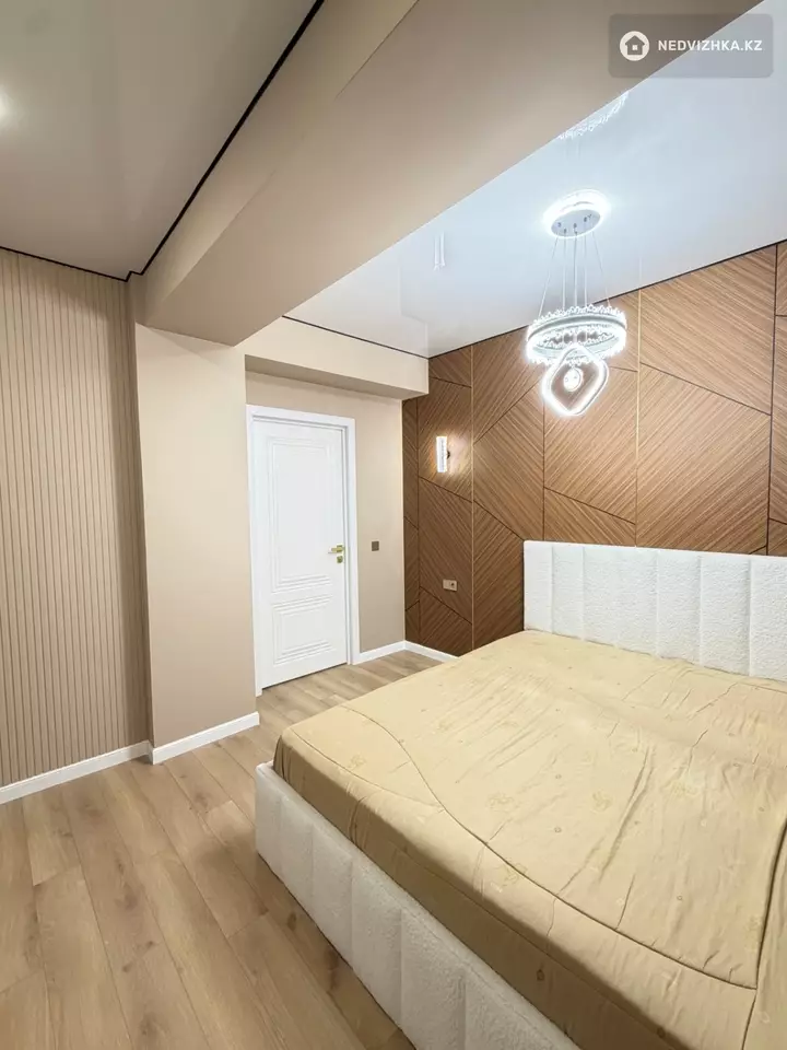 2-комнатная квартира, этаж 3 из 5, 53 м², фотография 5