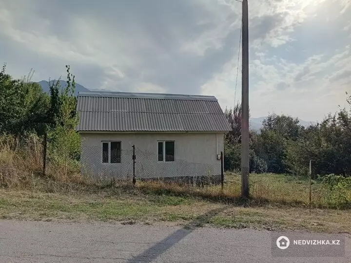 1-комнатный дом, 11 соток, 50 м²