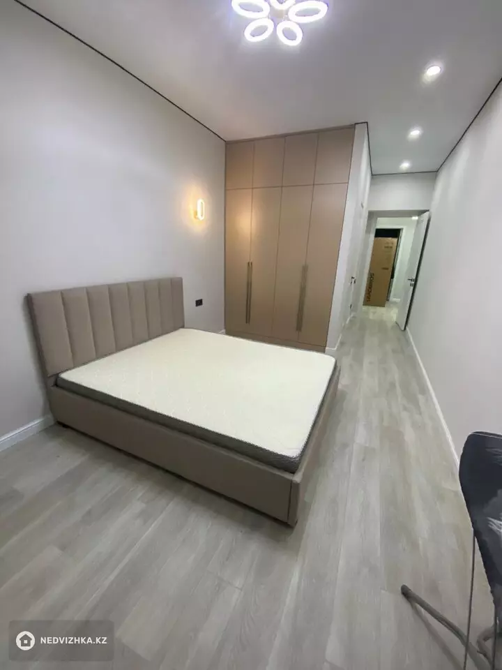 3-комнатная квартира, этаж 6 из 9, 92 м², фотография 5