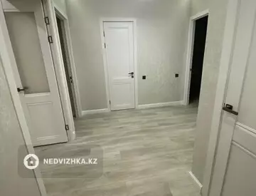 3-комнатная квартира, этаж 6 из 9, 92 м², миниатюра 9