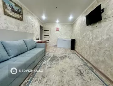 2-комнатная квартира, этаж 5 из 5, 45 м², миниатюра 2