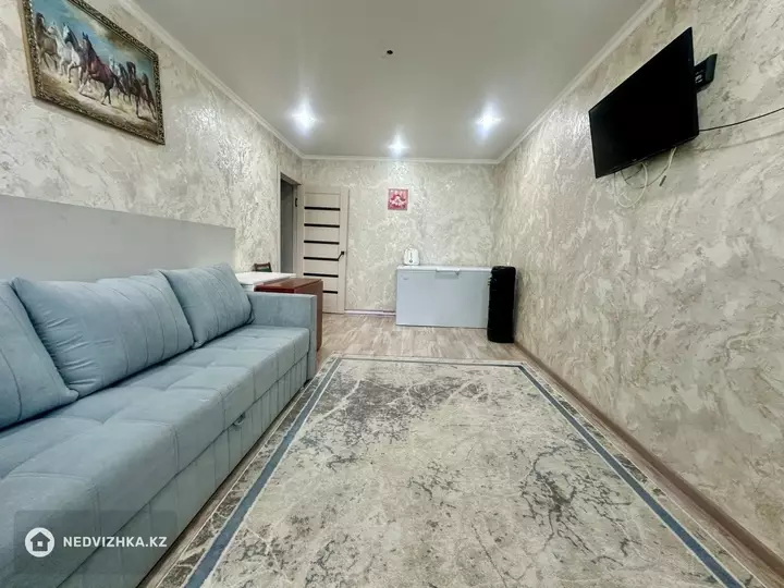 2-комнатная квартира, этаж 5 из 5, 45 м², фотография 2