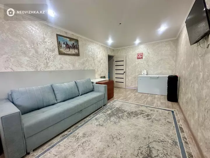 2-комнатная квартира, этаж 5 из 5, 45 м², фотография 3