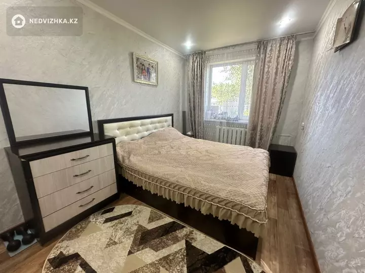 2-комнатная квартира, этаж 5 из 5, 45 м², фотография 4
