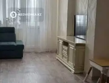 4-комнатная квартира, этаж 7 из 12, 120 м²