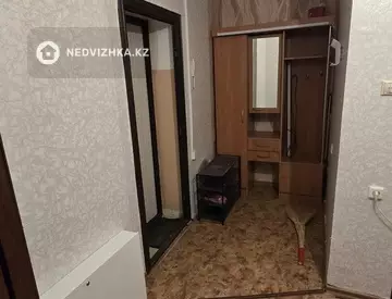 1-комнатная квартира, этаж 5 из 5, 42 м², миниатюра 2