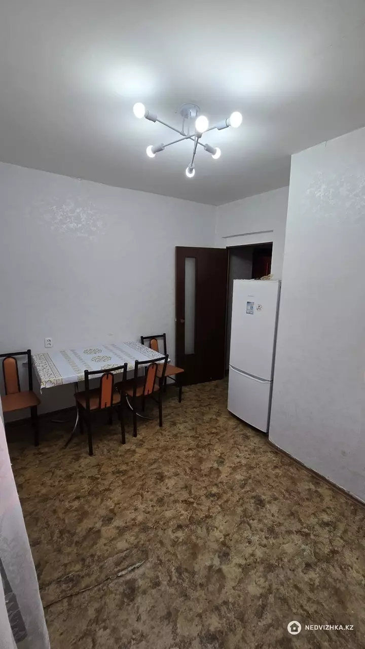 1-комнатная квартира, этаж 5 из 5, 42 м², фотография 3