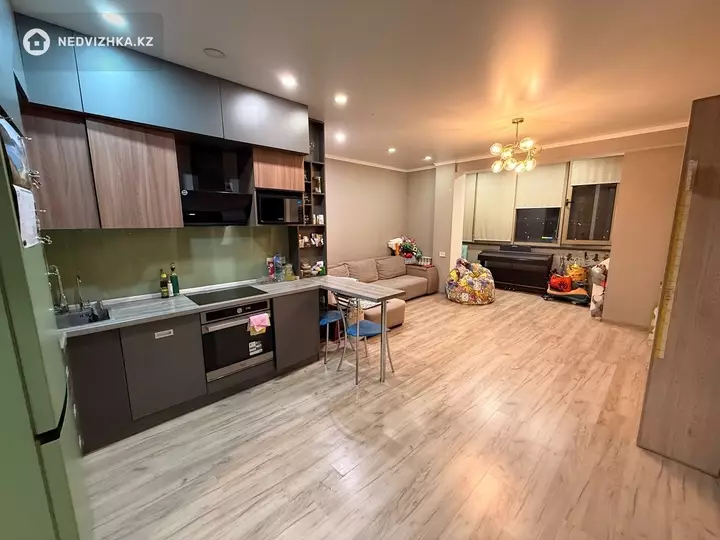 2-комнатная квартира, этаж 9 из 10, 57 м², фотография 5