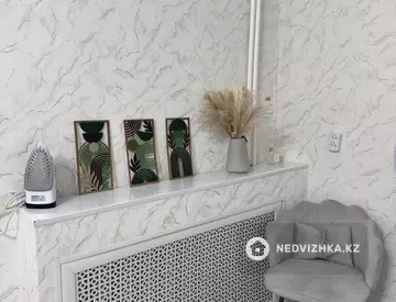 1-комнатная квартира, этаж 3 из 5, 32 м², Посуточно, миниатюра 3