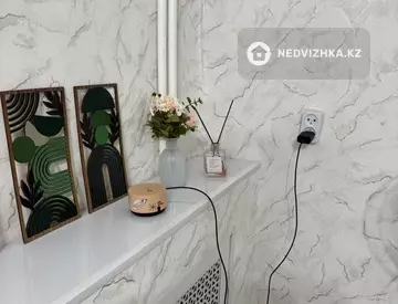 1-комнатная квартира, этаж 3 из 5, 32 м², Посуточно, миниатюра 7