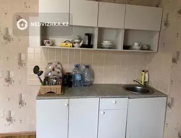 2-комнатная квартира, этаж 2 из 8, 80 м²