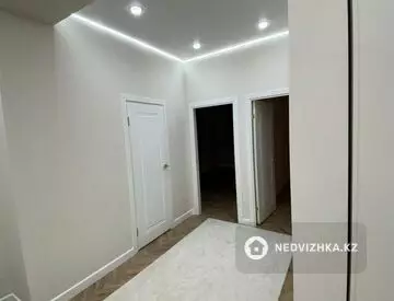 4-комнатная квартира, этаж 4 из 5, 118 м²