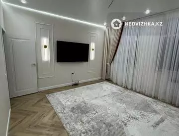 4-комнатная квартира, этаж 4 из 5, 118 м², миниатюра 7