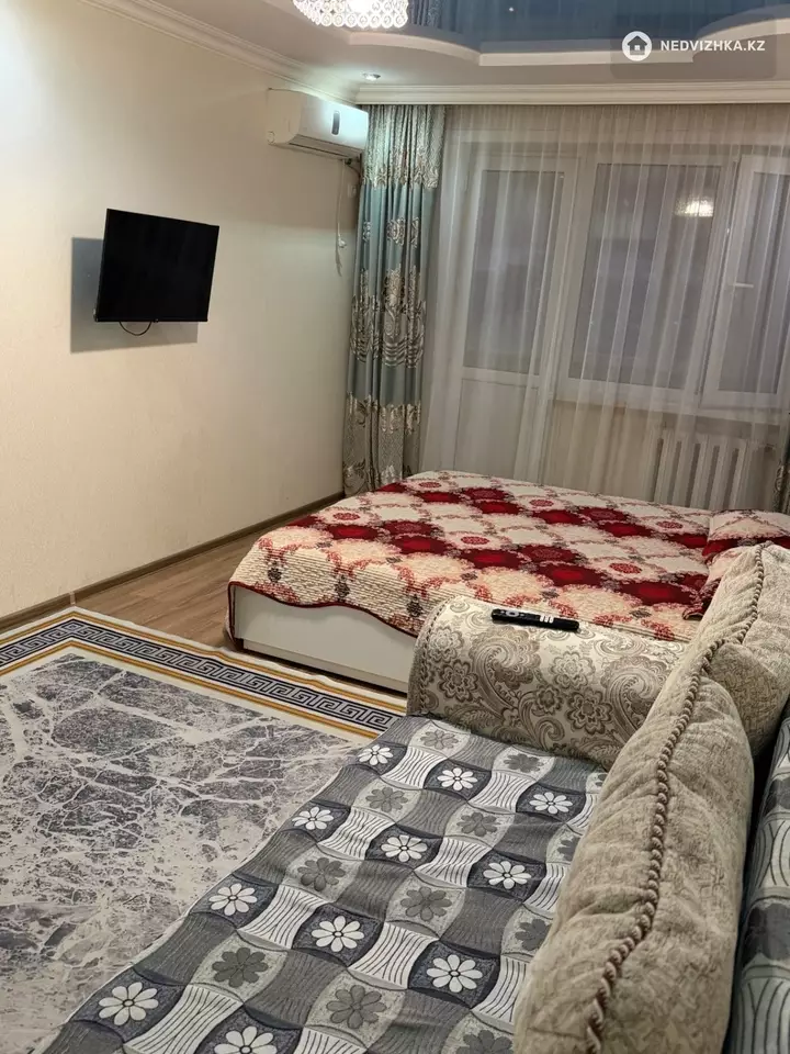 1-комнатная квартира, этаж 3 из 5, 31 м², Посуточно, фотография 3