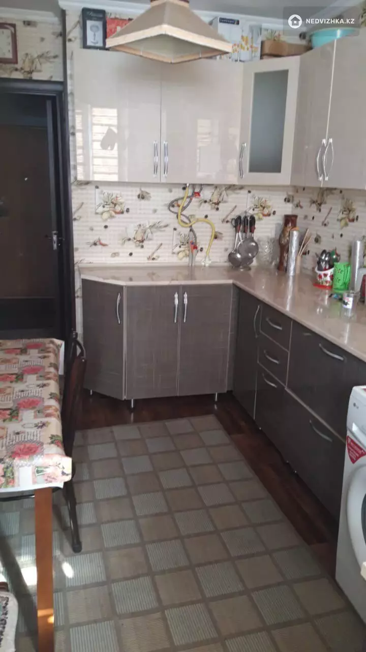 3-комнатная квартира, этаж 2 из 5, 65 м²