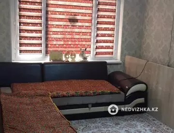 3-комнатная квартира, этаж 2 из 5, 65 м², миниатюра 3