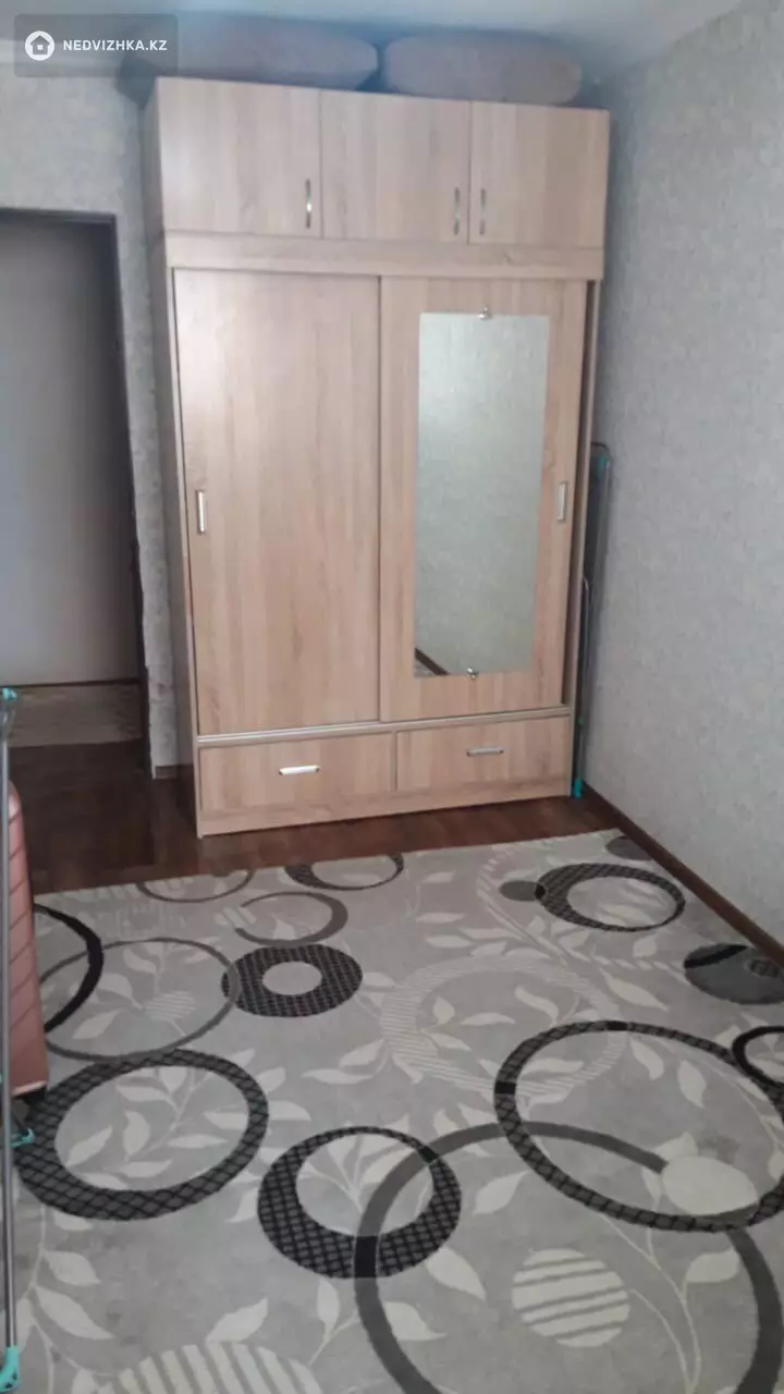 3-комнатная квартира, этаж 2 из 5, 65 м², фотография 5