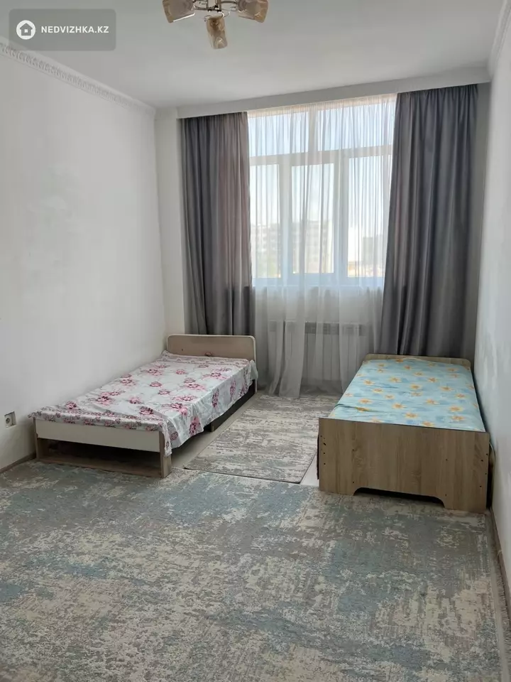 3-комнатная квартира, этаж 4 из 4, 82 м², На длительный срок, фотография 5