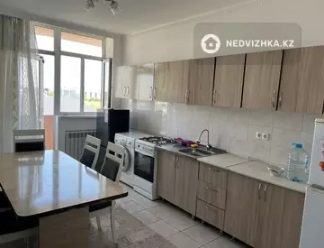 3-комнатная квартира, этаж 4 из 4, 82 м², На длительный срок, миниатюра 8