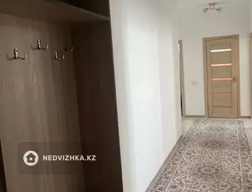 3-комнатная квартира, этаж 4 из 4, 82 м², На длительный срок, миниатюра 12