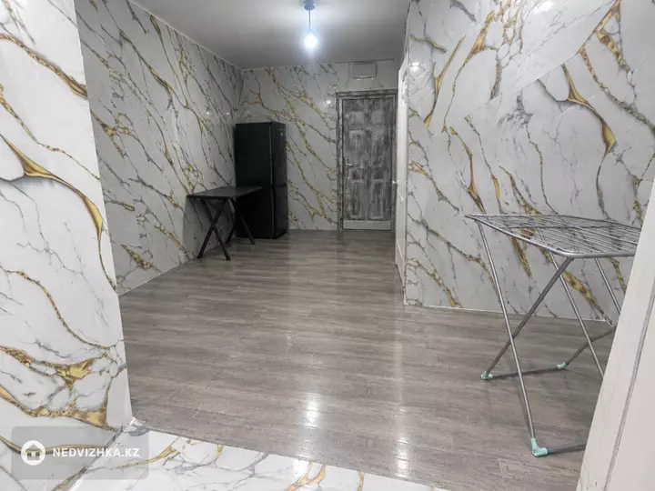 1-комнатная квартира, этаж 2 из 3, 16 м², На длительный срок, фотография 2