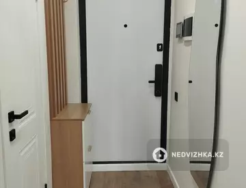 1-комнатная квартира, этаж 3 из 9, 36 м², На длительный срок, миниатюра 11