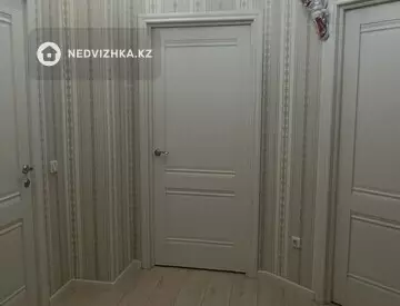 2-комнатная квартира, этаж 2 из 13, 53 м², Посуточно