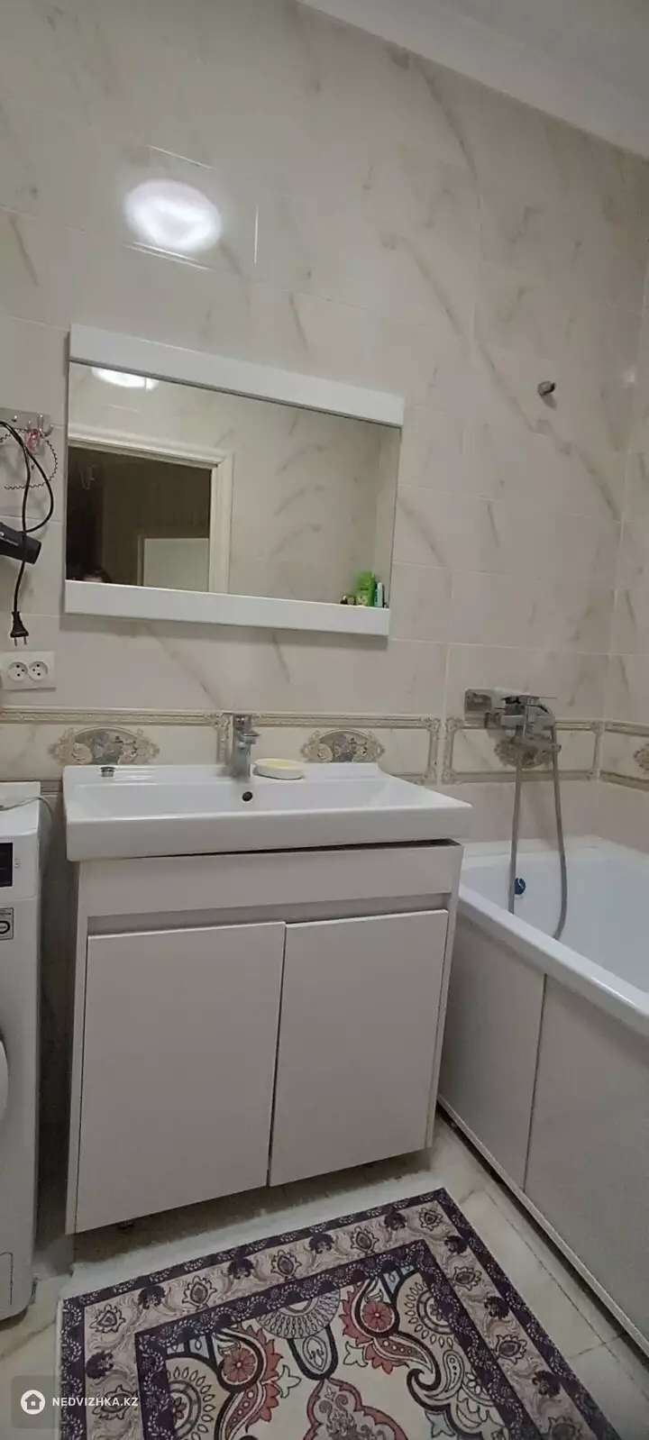 2-комнатная квартира, этаж 2 из 13, 53 м², Посуточно, фотография 5
