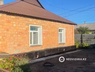 4-комнатная часть дома, 2 соток, 110 м²