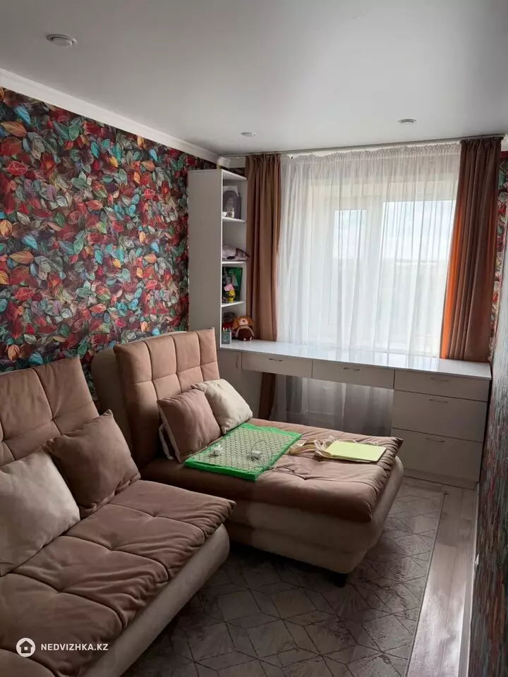 2-комнатная квартира, этаж 4 из 5, 46 м²
