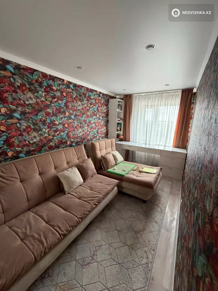 2-комнатная квартира, этаж 4 из 5, 46 м², фотография 2