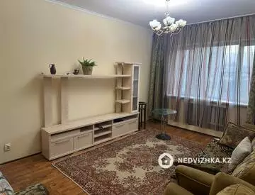 2-комнатная квартира, этаж 8 из 9, 52 м², На длительный срок