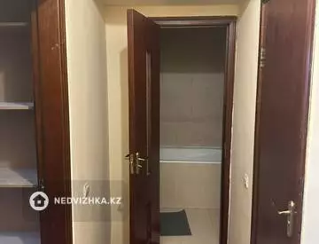 2-комнатная квартира, этаж 8 из 9, 52 м², На длительный срок, миниатюра 6