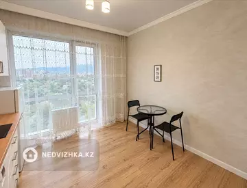 1-комнатная квартира, этаж 9 из 13, 44 м², миниатюра 4
