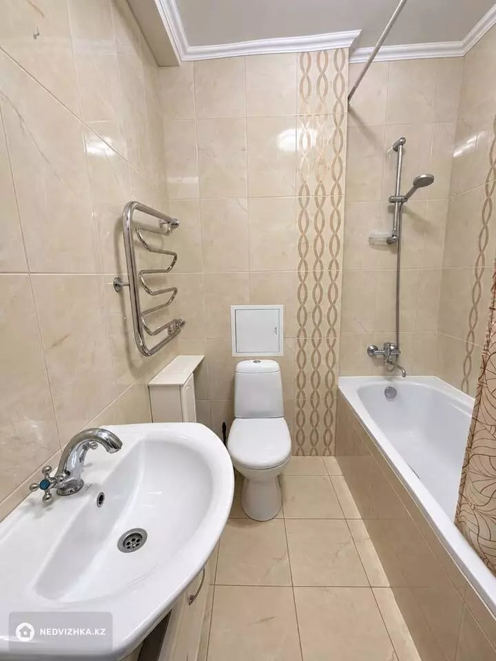 2-комнатная квартира, этаж 7 из 18, 64 м², фотография 5
