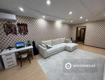 2-комнатная квартира, этаж 7 из 18, 64 м², миниатюра 2