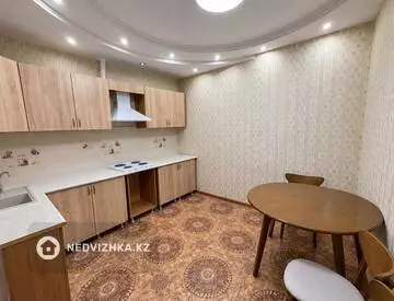 2-комнатная квартира, этаж 7 из 18, 64 м², миниатюра 12