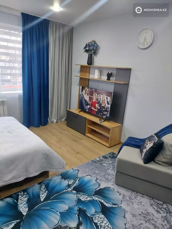 1-комнатная квартира, этаж 5 из 5, 26 м², Посуточно, фотография 2