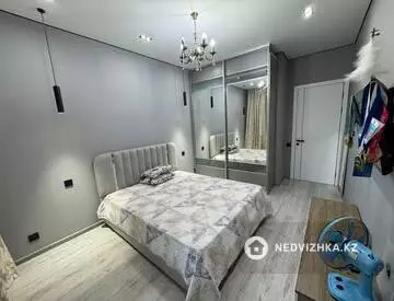 3-комнатная квартира, этаж 12 из 12, 100 м², миниатюра 10